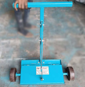 Magnetic Floor Sweeper